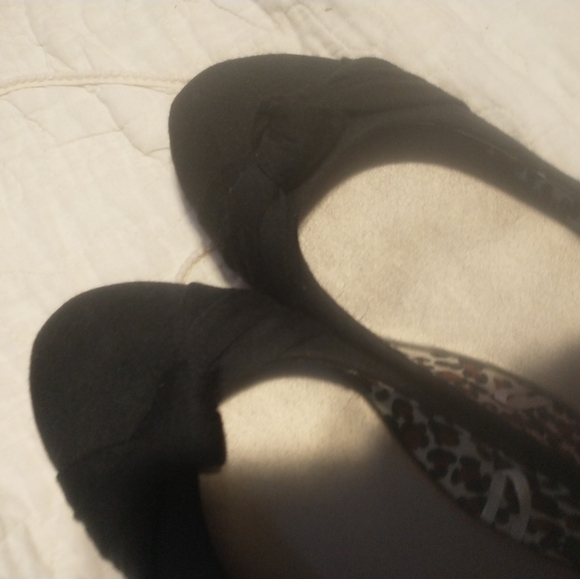 Charles Albert brand, black flats, size 9 - Picture 3 of 5